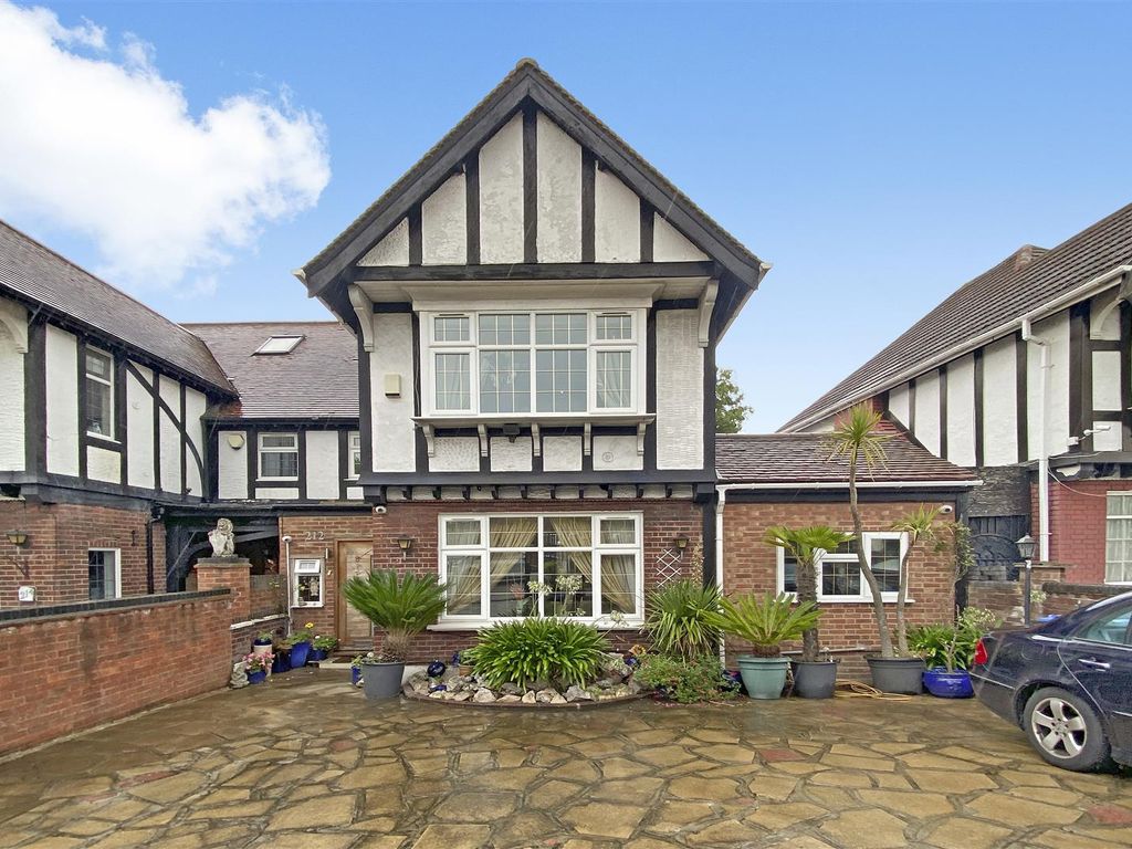 3 bed semidetached house for sale in Watford Road, HarrowOnTheHill