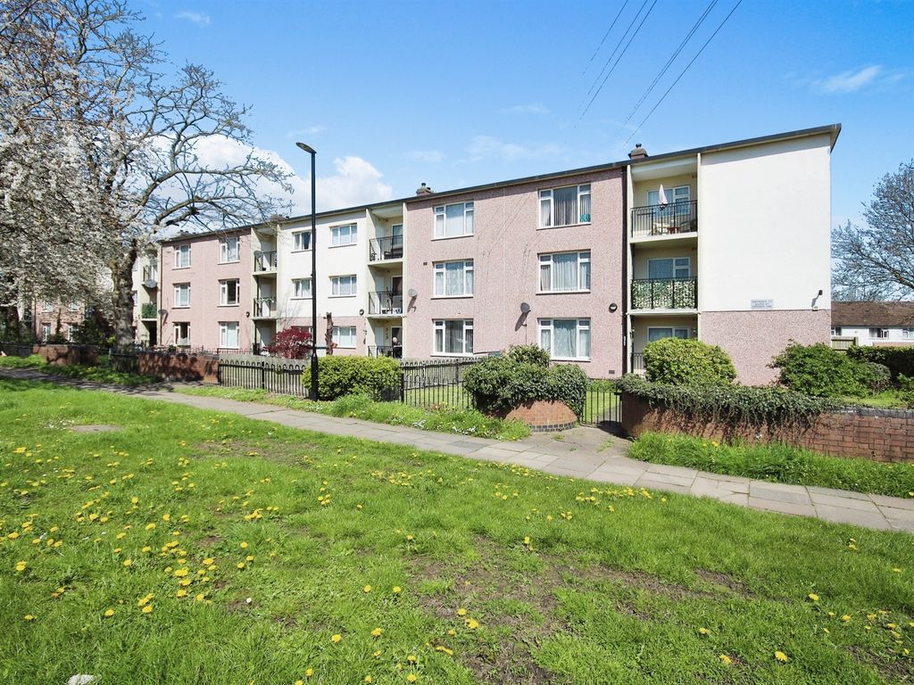 3 bed flat for sale in Winston Avenue, Henley Green, Coventry CV2 Zoopla