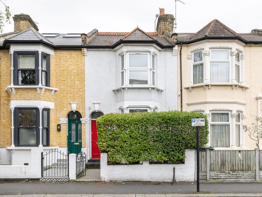 2 bed terraced house to rent in Murchison Road, London E10, £2,295 pcm