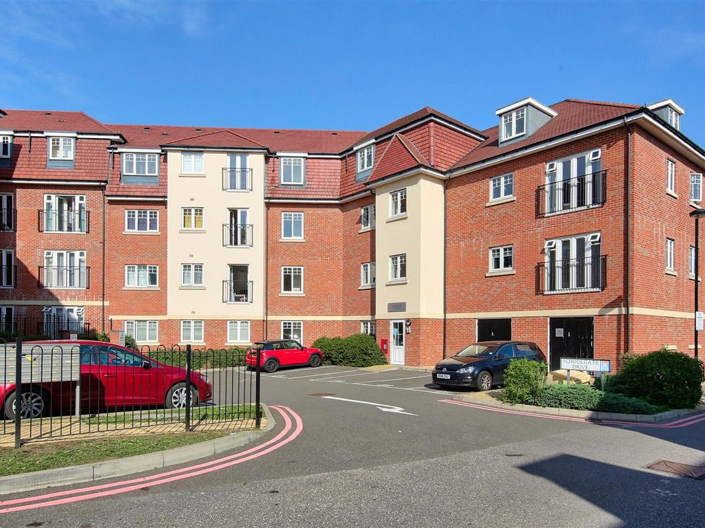 1 bed flat for sale in Schoolgate Drive, Morden SM4 Zoopla
