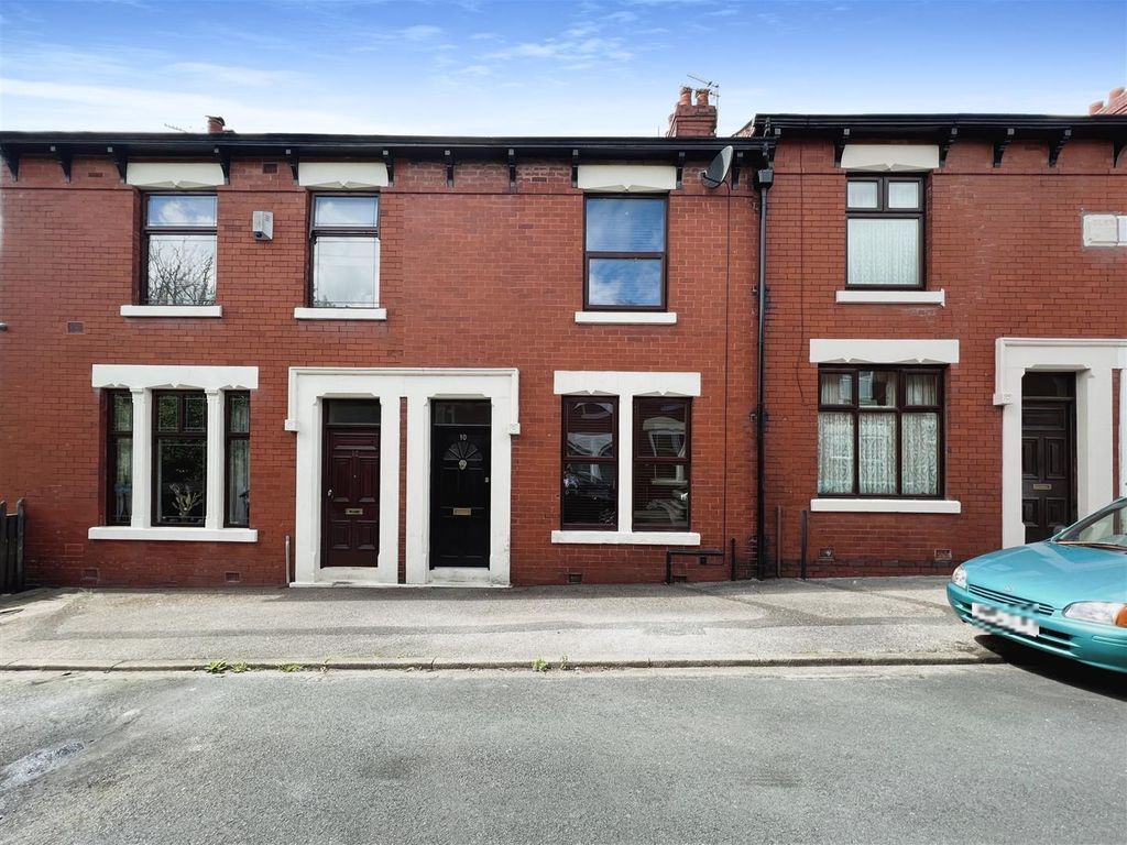 3 bed property for sale in Fenton Road, Fulwood, Preston PR2 Zoopla