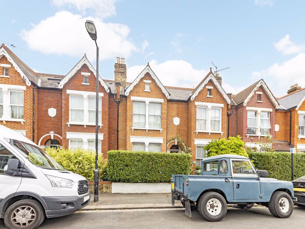 3 bed property for sale in Waveney Avenue, London SE15 Zoopla