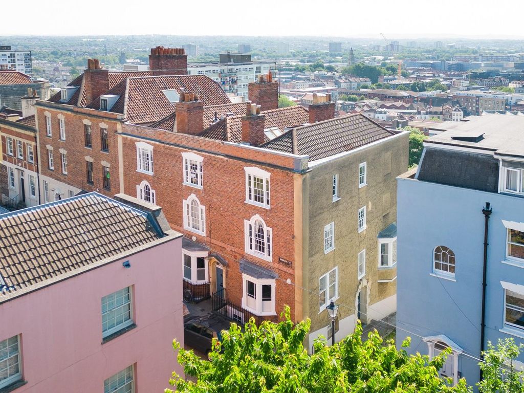 4 bed property for sale in Spring Hill, Kingsdown, Bristol BS2 Zoopla