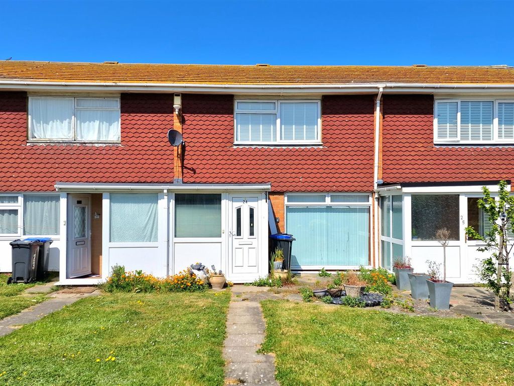 2 bed terraced house for sale in Lamberhurst Way, Cliftonville, Margate