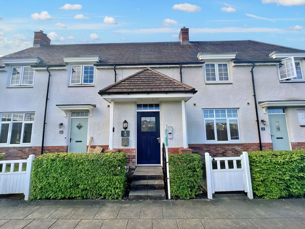 2 bed flat for sale in Loftus Avenue, Newport NP19 Zoopla