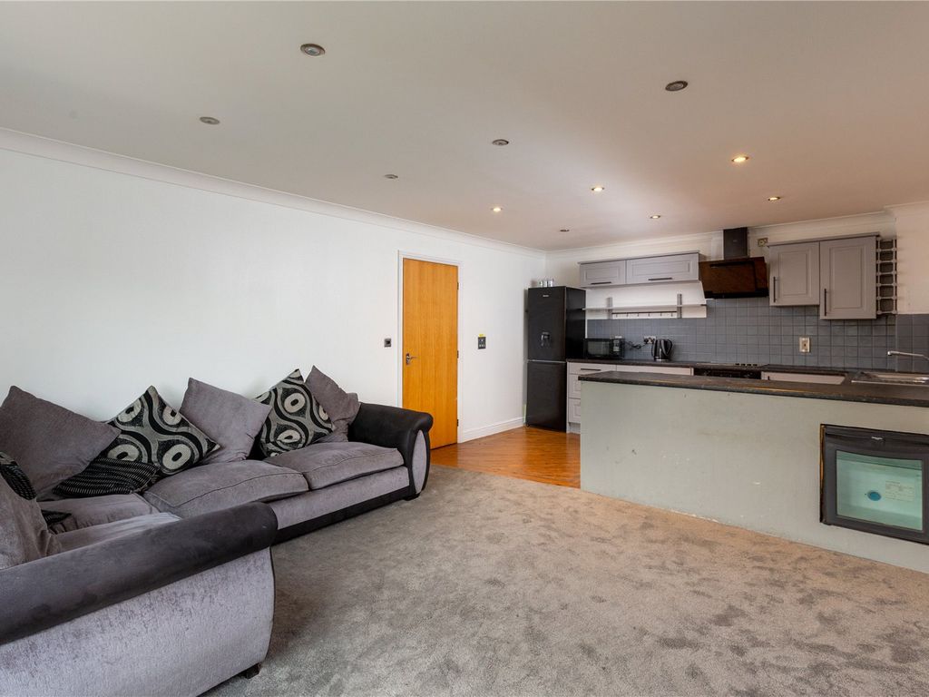 2 bed flat for sale in Argent Court, Argent Street, Grays, Essex RM17