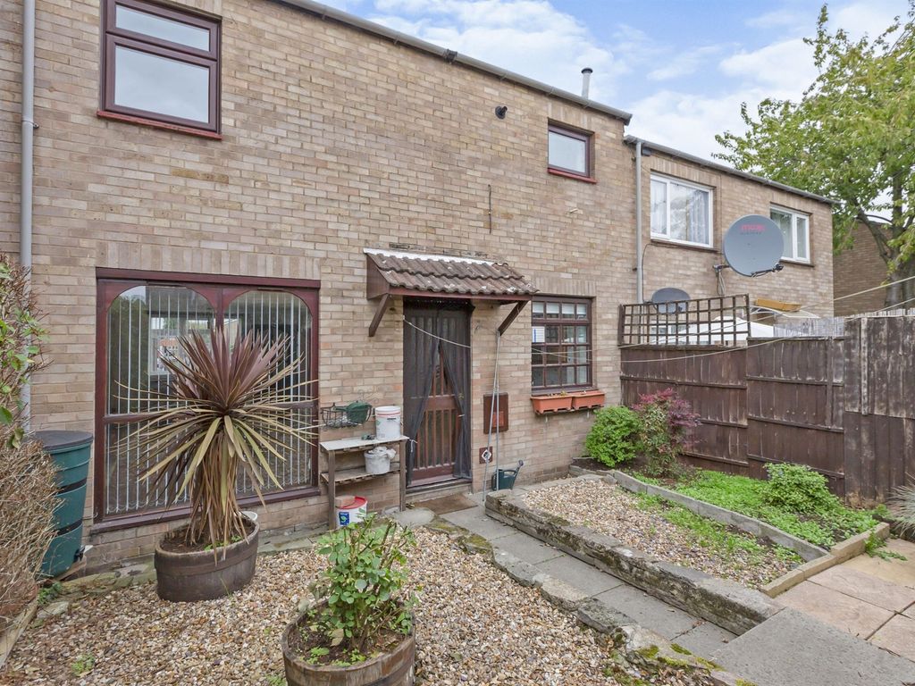 Holkham Avenue, Leicester LE4  