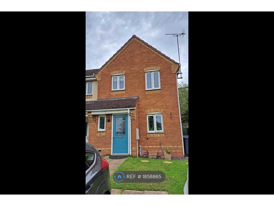 3 bed terraced house to rent in Ferguson Drive, Tipton DY4, £1,300 pcm