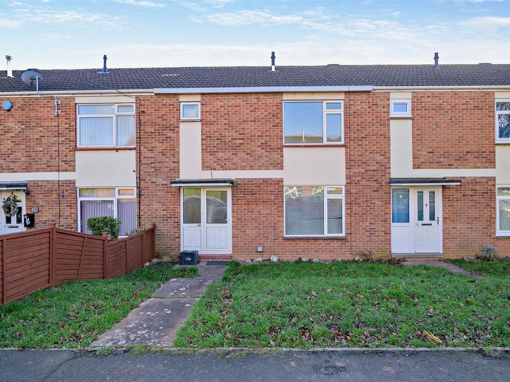 2 bed terraced house for sale in Bossington Drive, Taunton TA2, £