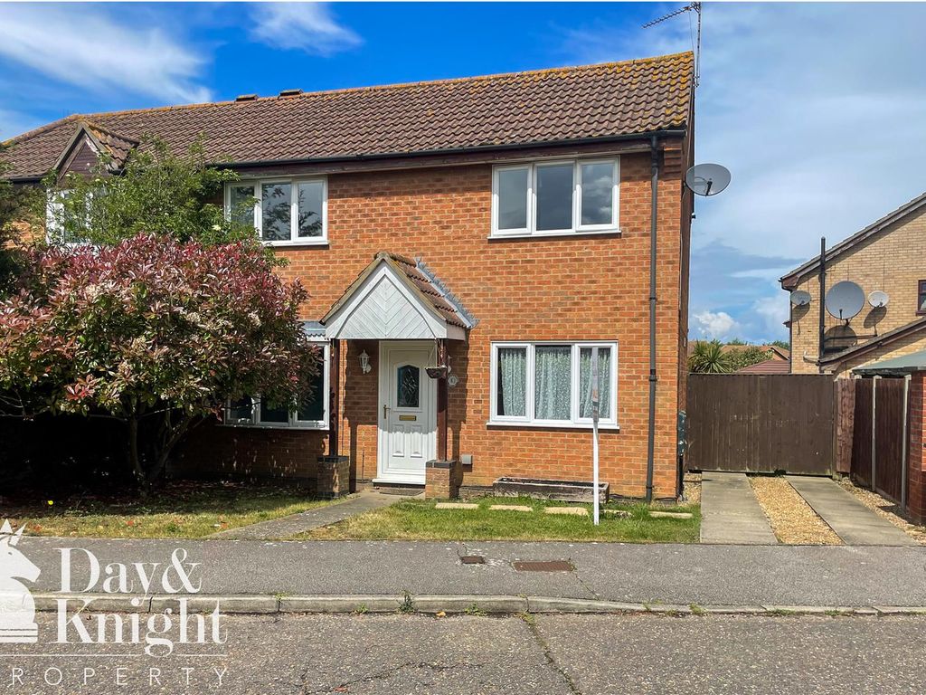 3 bed semidetached house for sale in Bloomfield Way, Carlton Colville