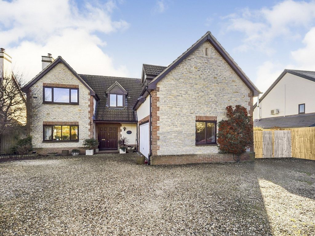 5 bed detached house for sale in Clevedon Road, Tickenham, Clevedon