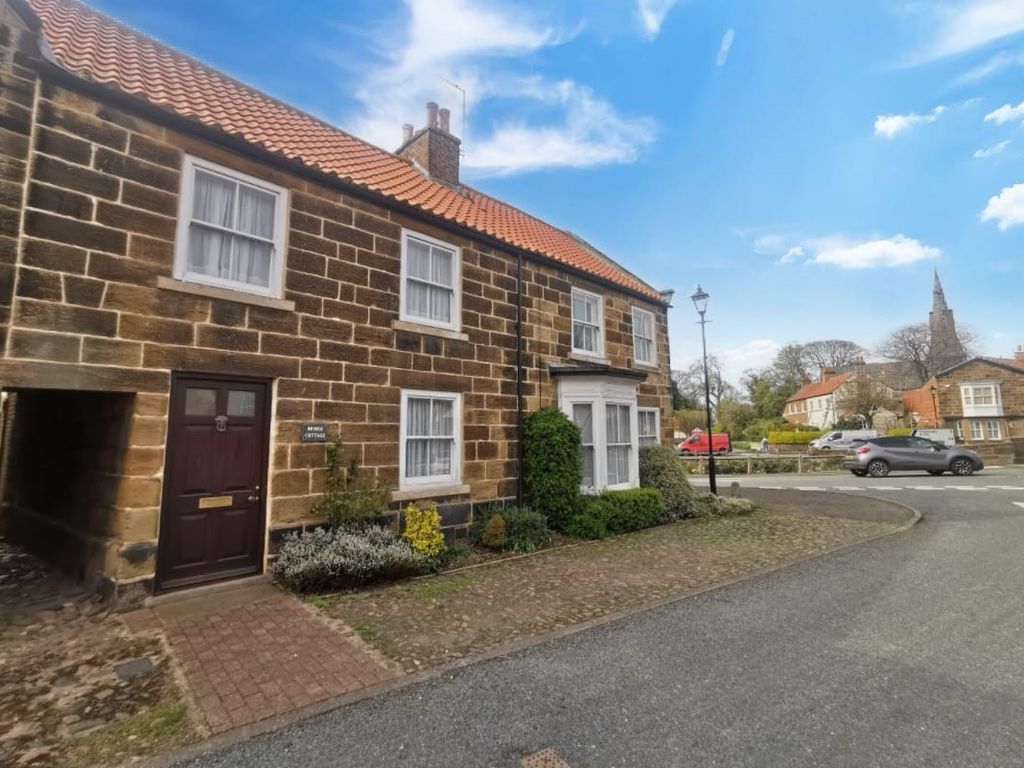 3 bed terraced house for sale in Bridge Street, Great Ayton