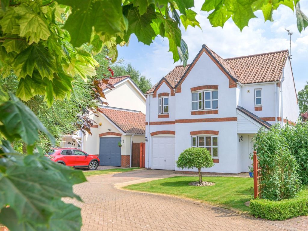 4 bed detached house for sale in Oakwood Park, Moulton Seas End