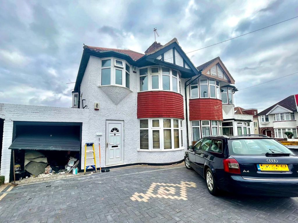 4 bed semidetached house for sale in Chestnut Avenue, Sudbury, Wembley HA0 Zoopla