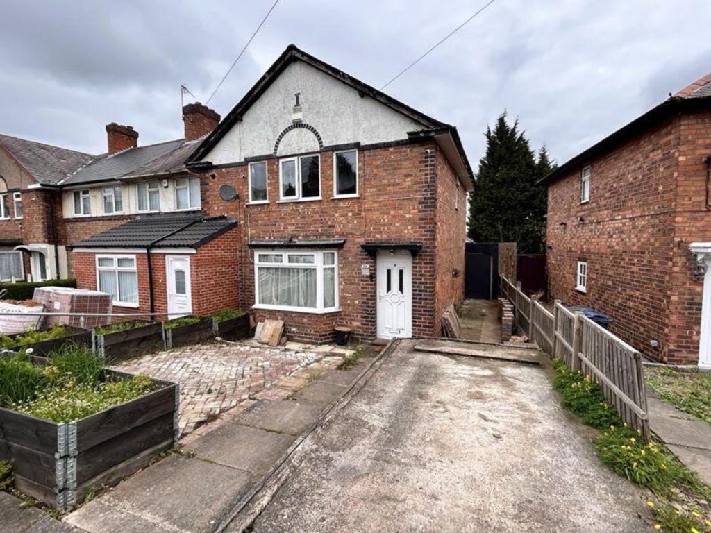 3 bed end terrace house to rent in 20 Dulwich Road, Kingstanding B44, £