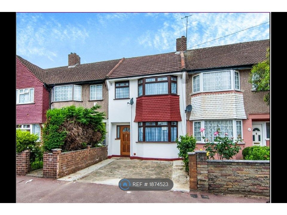 1 bed flat to rent in Naseby Road, Dagenham RM10, £1,450 pcm Zoopla