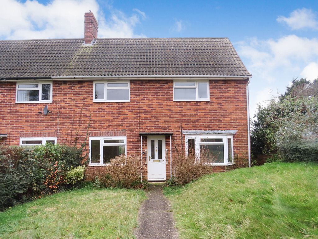 3 bed semidetached house for sale in Blackdown View, Ilminster TA19, £