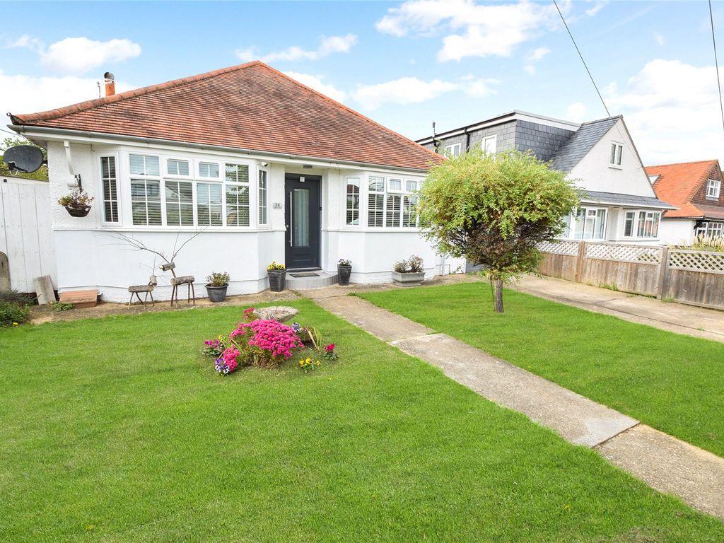 3 bed bungalow for sale in Bell View, Windsor, Berkshire SL4 Zoopla
