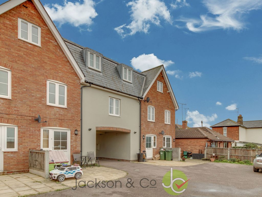 2 bed end terrace house to rent in Bergholt Road, Colchester CO4 Zoopla