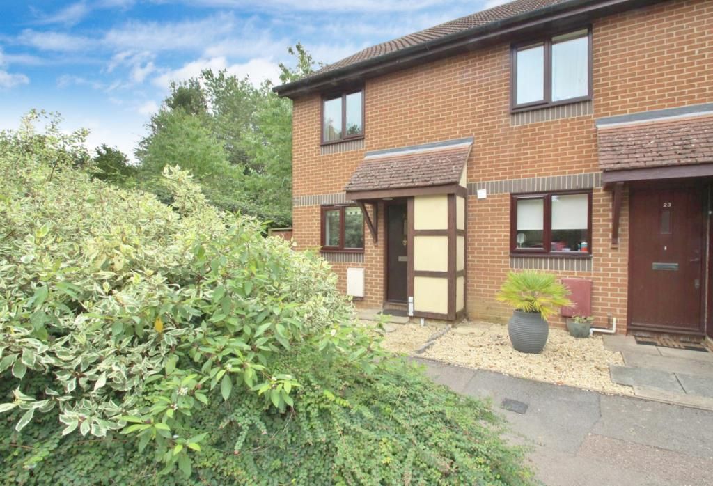 2 bed terraced house to rent in Eldridge Close, Abingdon OX14, £1,250