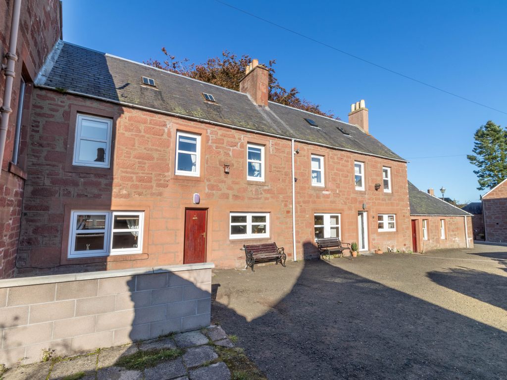 2 bed terraced house for sale in Kirk Wynd, Kirriemuir DD8, £130,000
