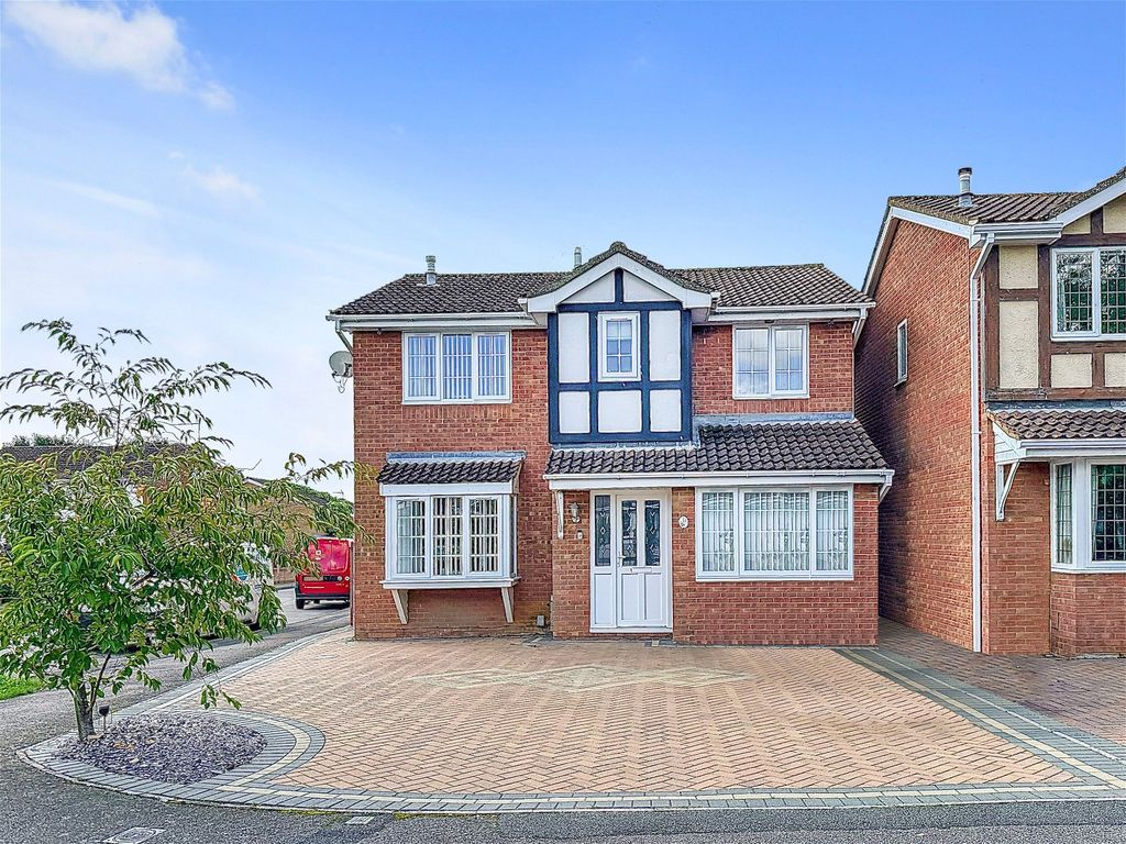 4 bed detached house for sale in Sir John Pascoe Way, Northampton NN5