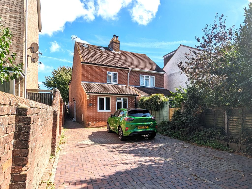 4 bed semidetached house for sale in Brockhurst Road, Gosport PO12, £