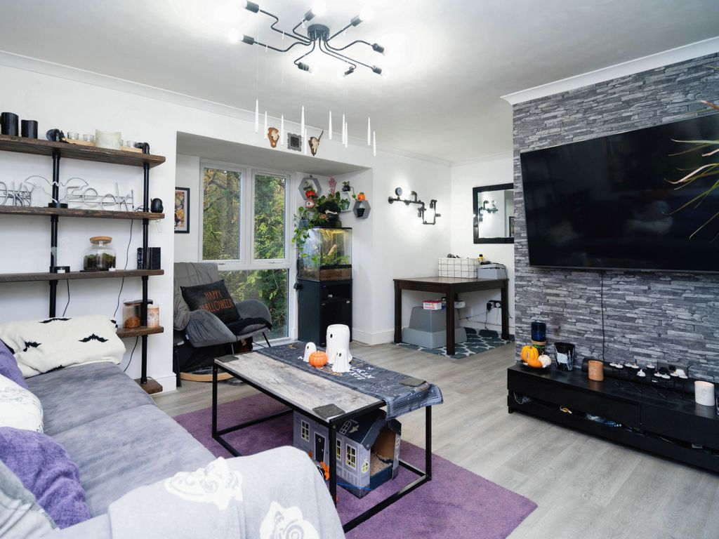 1 bed flat for sale in Wood Green, Basildon SS13 Zoopla