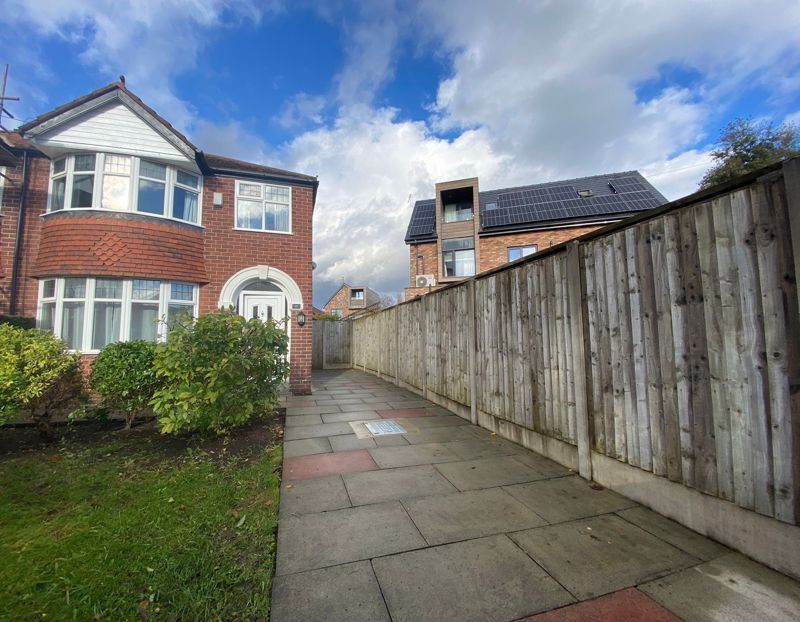 3 bed semidetached house for sale in Sylvan Avenue, Timperley