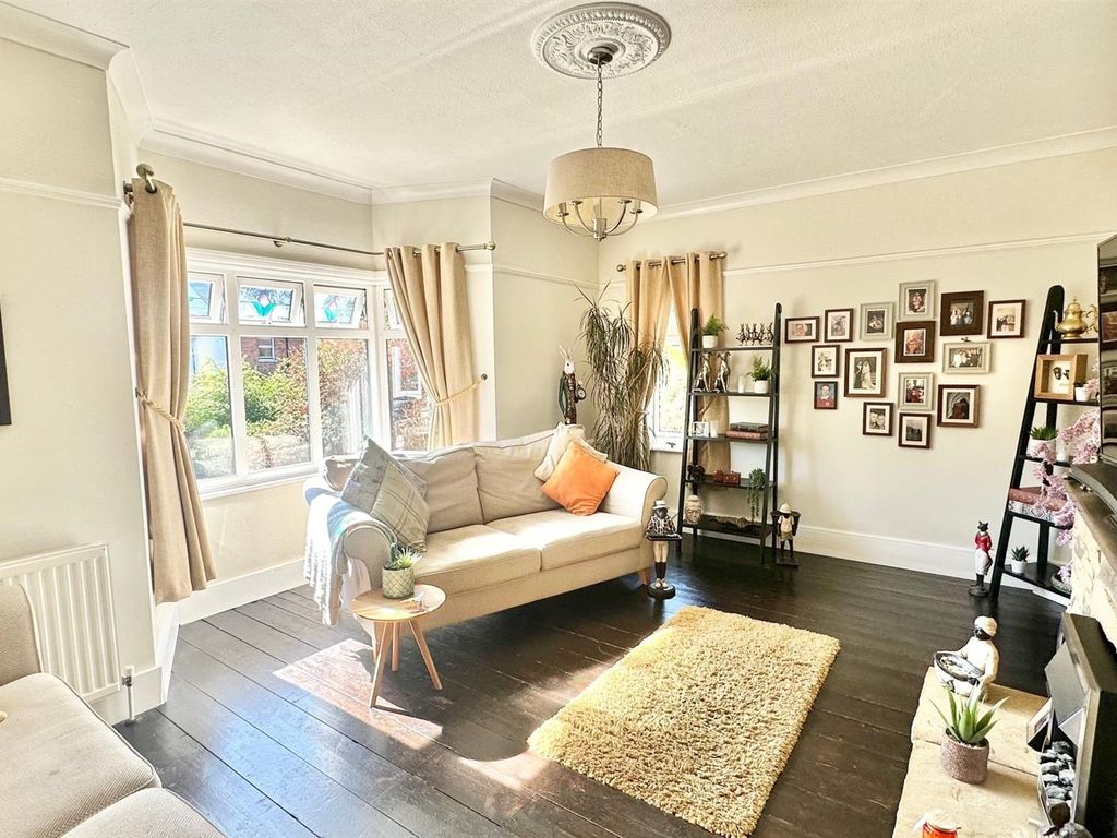 4 bed semidetached house for sale in Wrestwood Road, BexhillOnSea