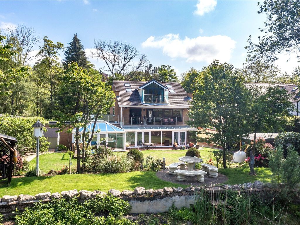 4 bed detached house for sale in Barleydale Road, Barrowford, Nelson