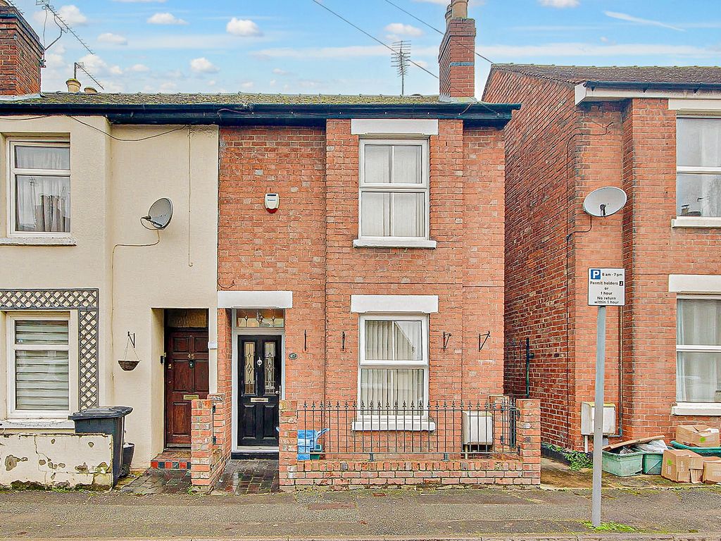 2 bed end terrace house for sale in Swan Road, Kingsholm, Gloucester