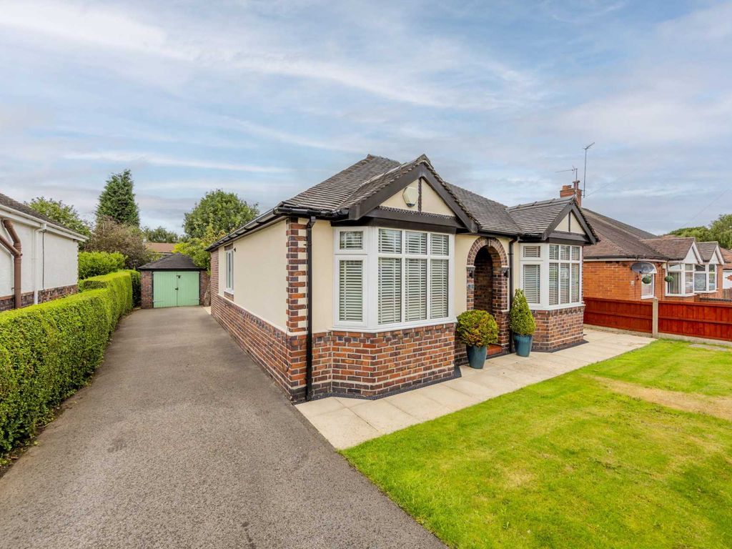 2 bed detached bungalow for sale in Meadow Avenue, Newcastle Under Lyme