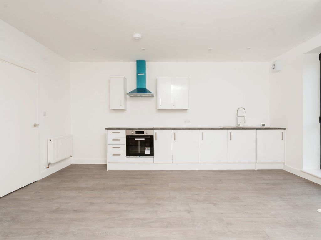2 bed terraced house to rent in Trulock Road, Northumberland Park
