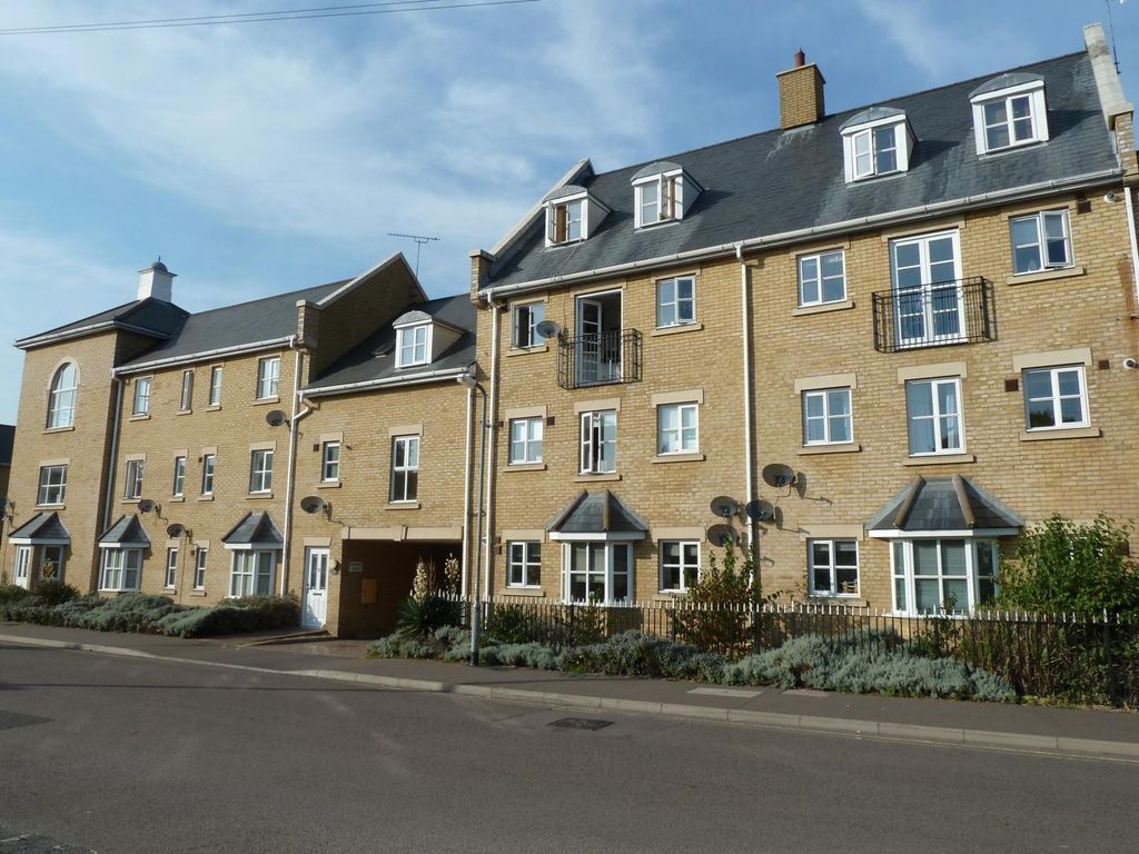 2 bed flat to rent in New Writtle Street, Chelmsford CM2 Zoopla