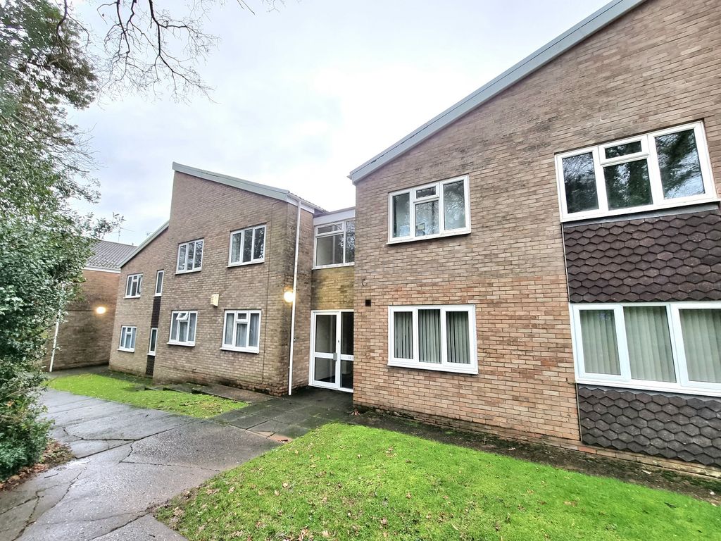 Forest Oak Close, Cardiff CF23  