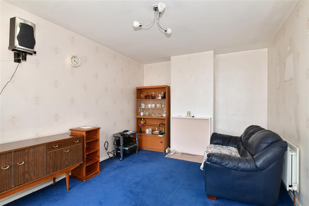 Brimpsfield Close, London SE2