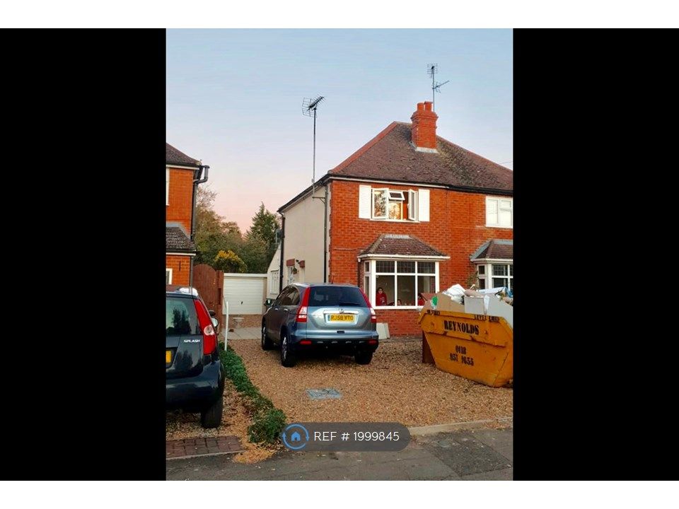 2 bed semidetached house to rent in Sutcliffe Avenue, Earley, Reading