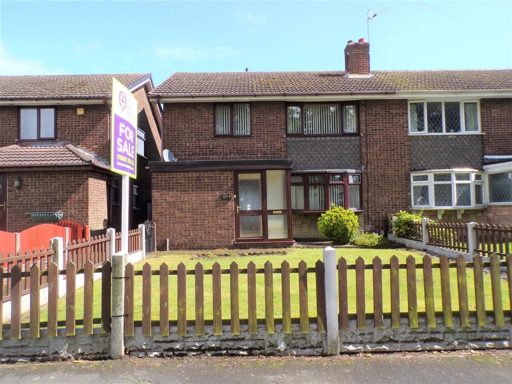 4 bed semidetached house for sale in Springfield Road, Rugeley WS15