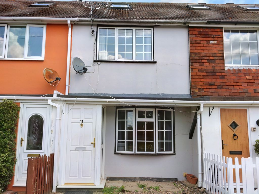 3 bed terraced house to rent in Station Row, Teynham ME9 Zoopla