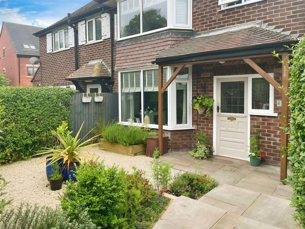 3 bed semidetached house for sale in Ashbourne Road, Leek