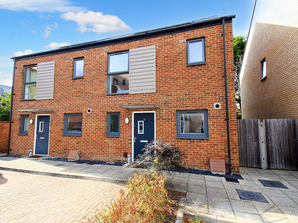 3 bed semidetached house for sale in Laxton Close, Sholing SO19 Zoopla