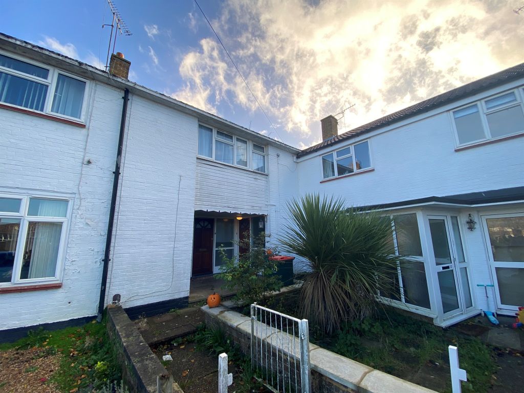 Ely Close, Crawley RH10  