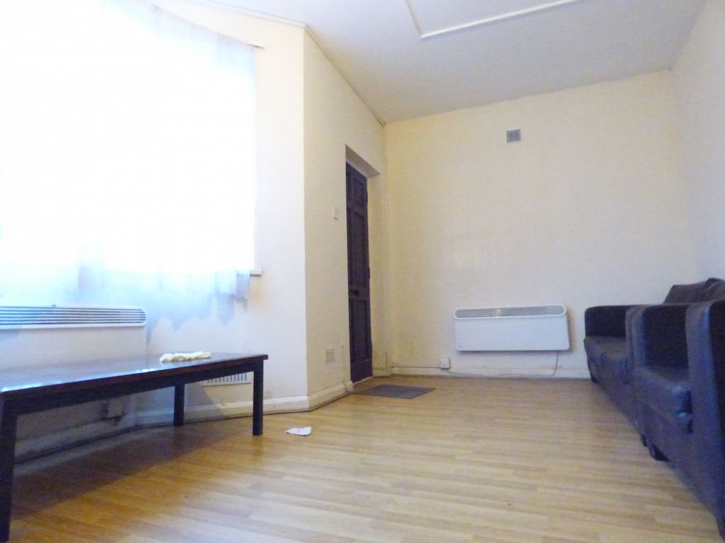 1 bed flat to rent in Crawley Road, Luton LU1, £775 pcm Zoopla