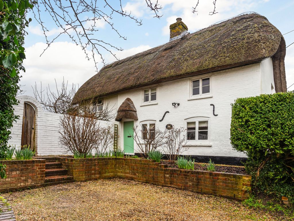 3 bed detached house for sale in Easton Royal, Pewsey SN9, £535,000