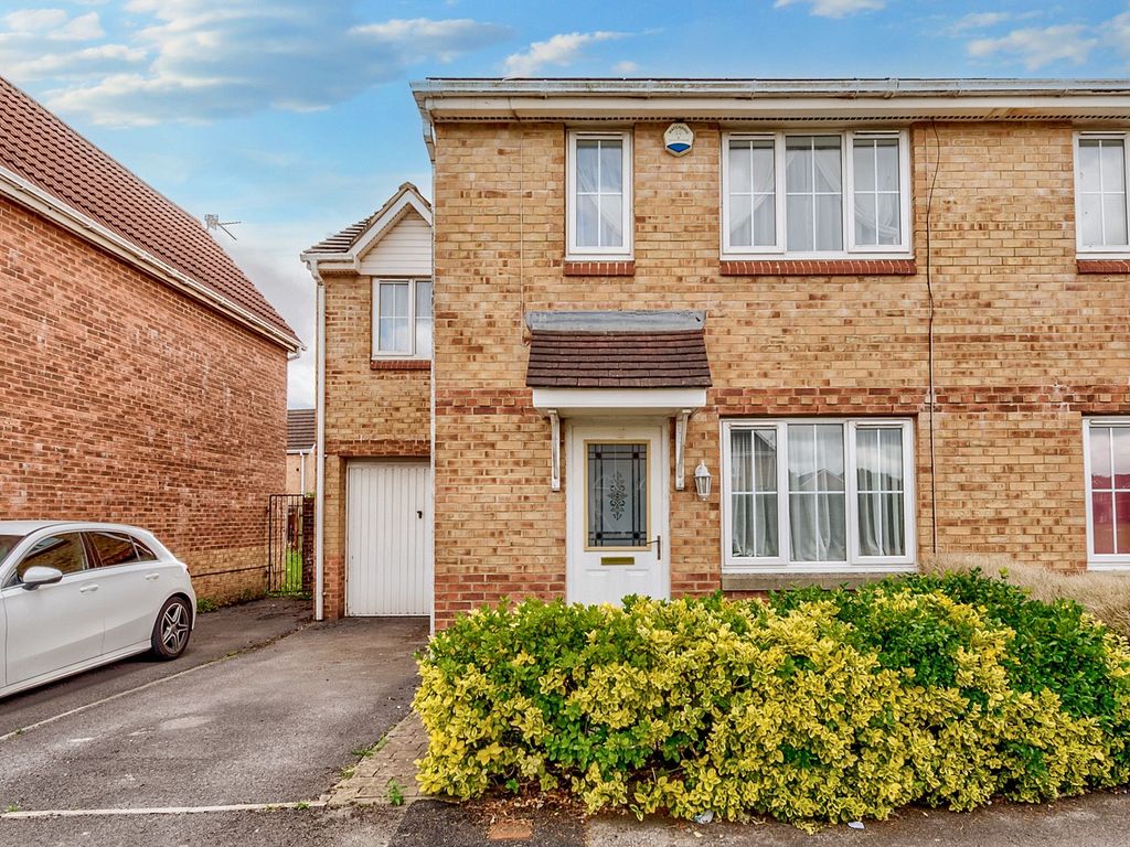 3 bed semidetached house for sale in Harrison Drive, St. Mellons