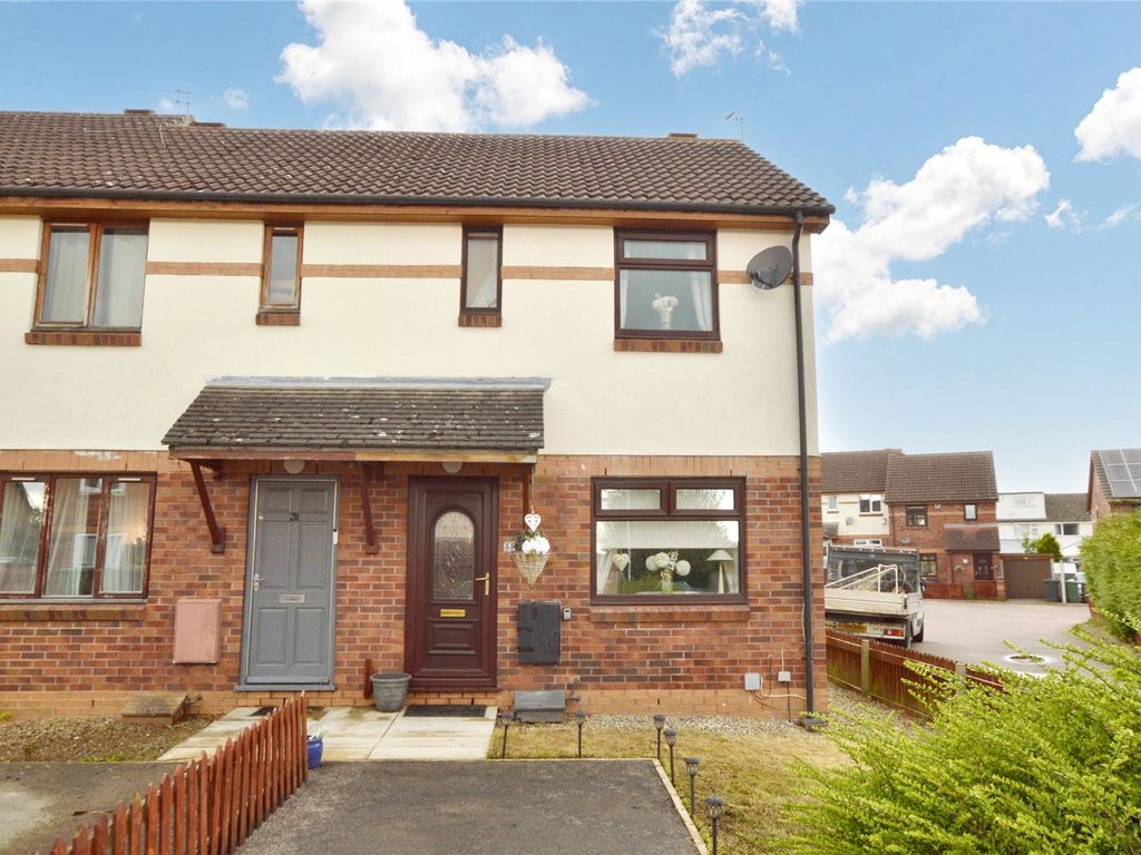 2 bed end terrace house for sale in Marlowe Close, Pudsey, West