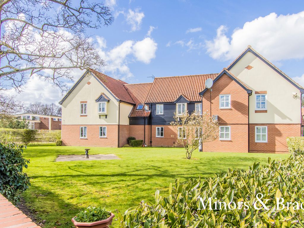 2 bed flat for sale in Bridge Broad Close, Wroxham, Norwich NR12 Zoopla