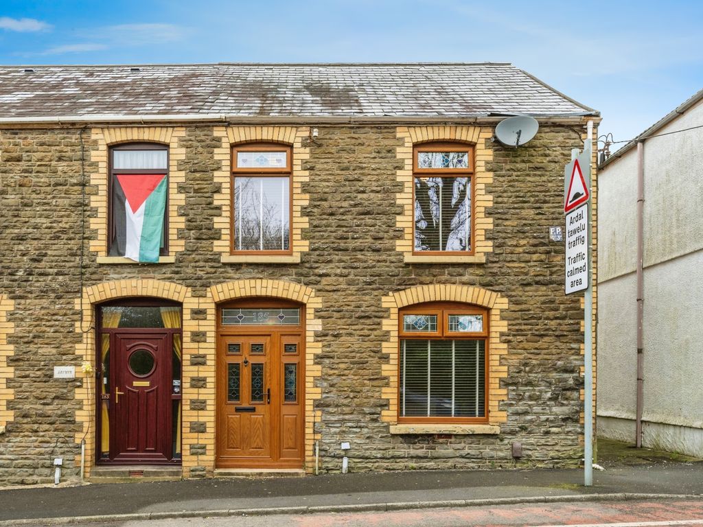 3 bed semidetached house for sale in Frampton Road, Gorseinon, Swansea