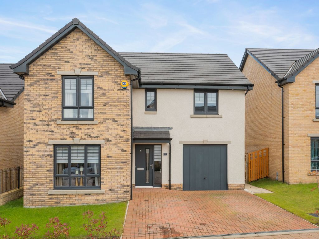 4 bed villa for sale in Armstrong Crescent, East Calder EH53, £359,000